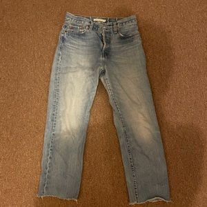 Levis Wedgie Straight Women size 29